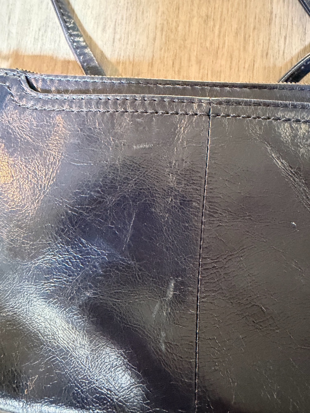 Hobo Darcy Crossbody - Polished Leather Dark Blue 3-in-one - Picture 6 of 9